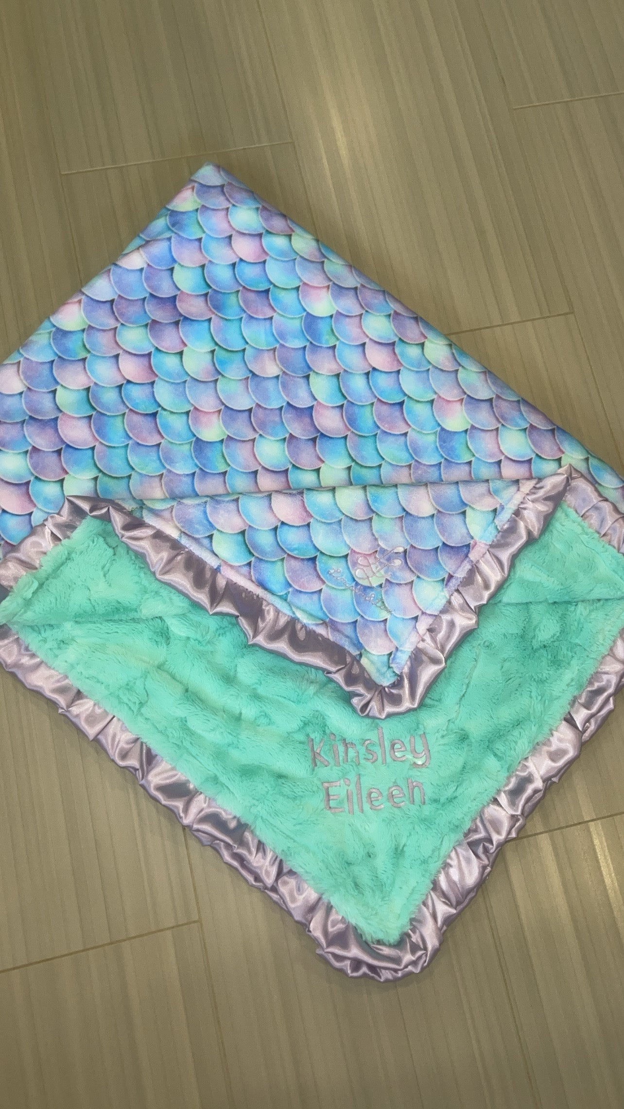 Luxe Cuddle® Hide Aruba