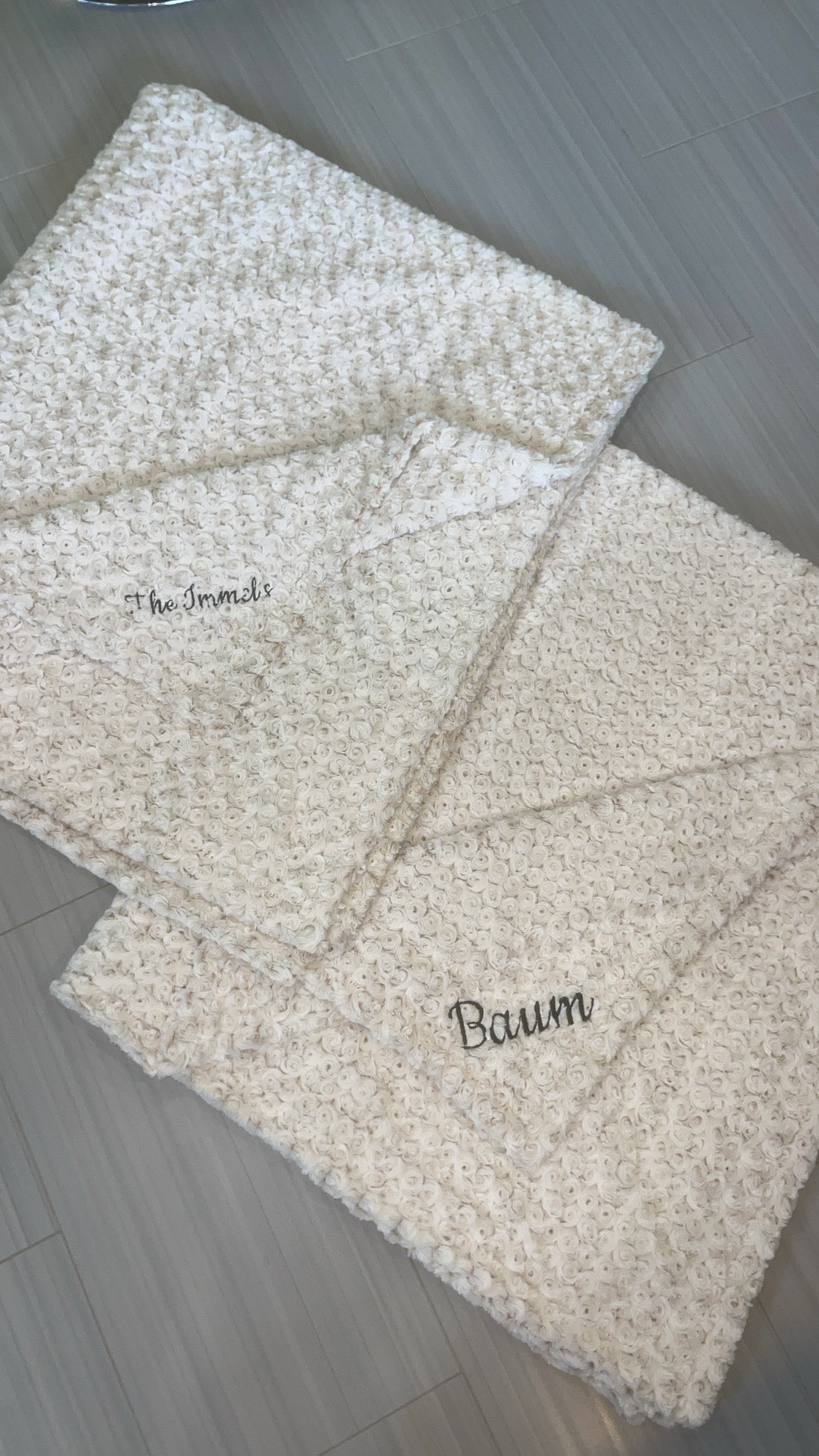 Luxe Cuddle® Frosted Rose Camel/Beige