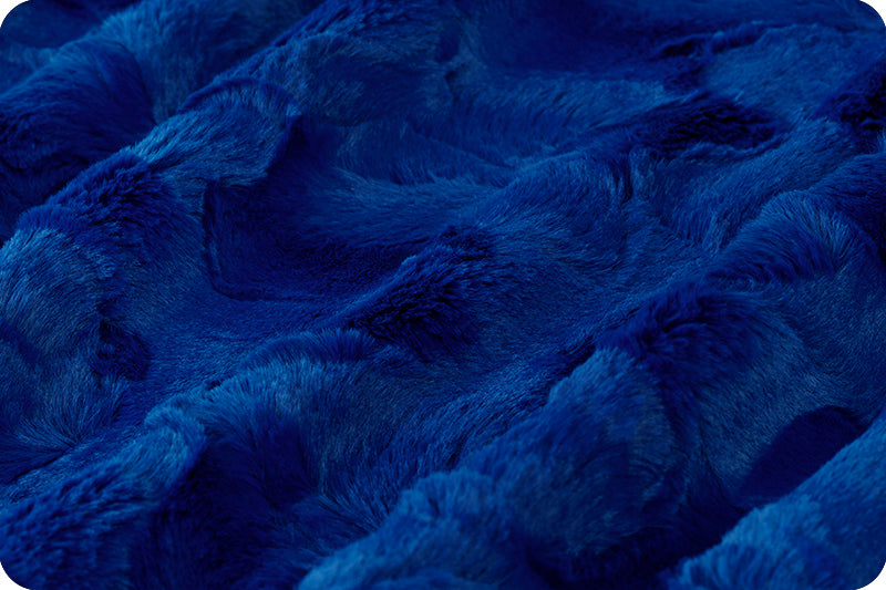 Luxe Cuddle® Hide Royal