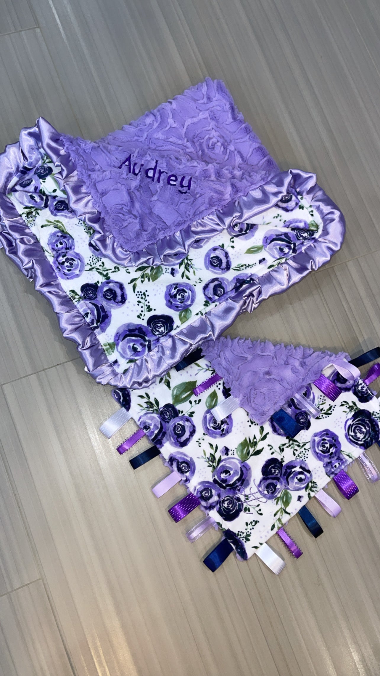 Luxe Cuddle® Demi Rose Bellflower
