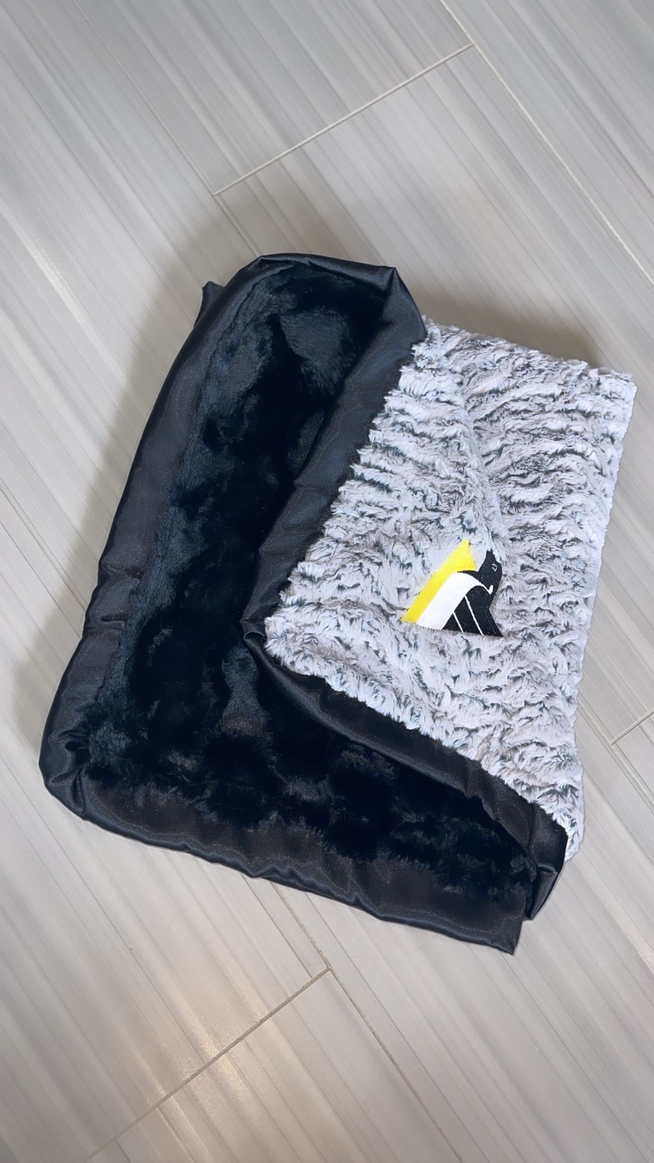 Luxe Cuddle® Frosted Zebra Gray