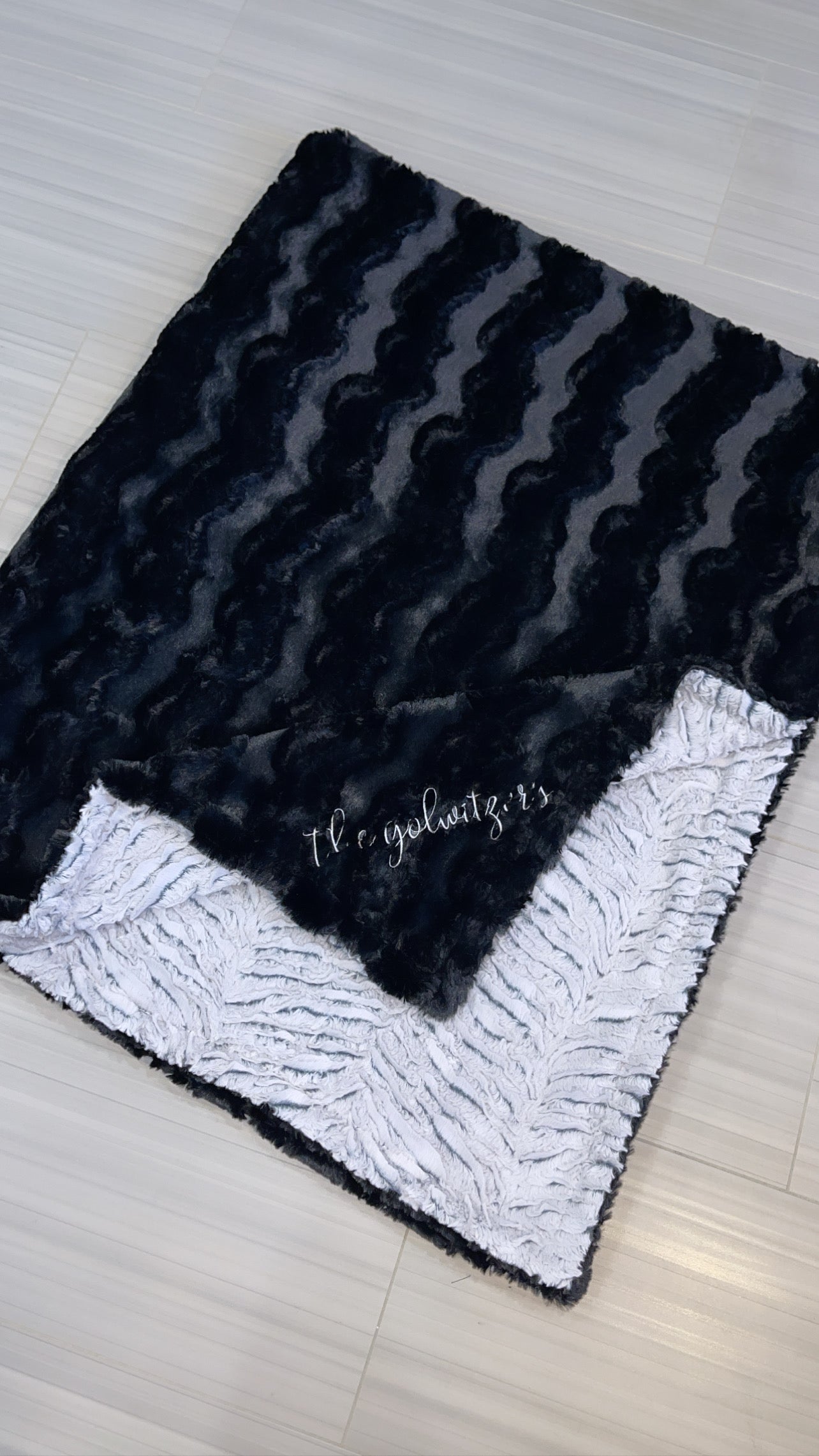Luxe Cuddle® Frosted Zebra Gray