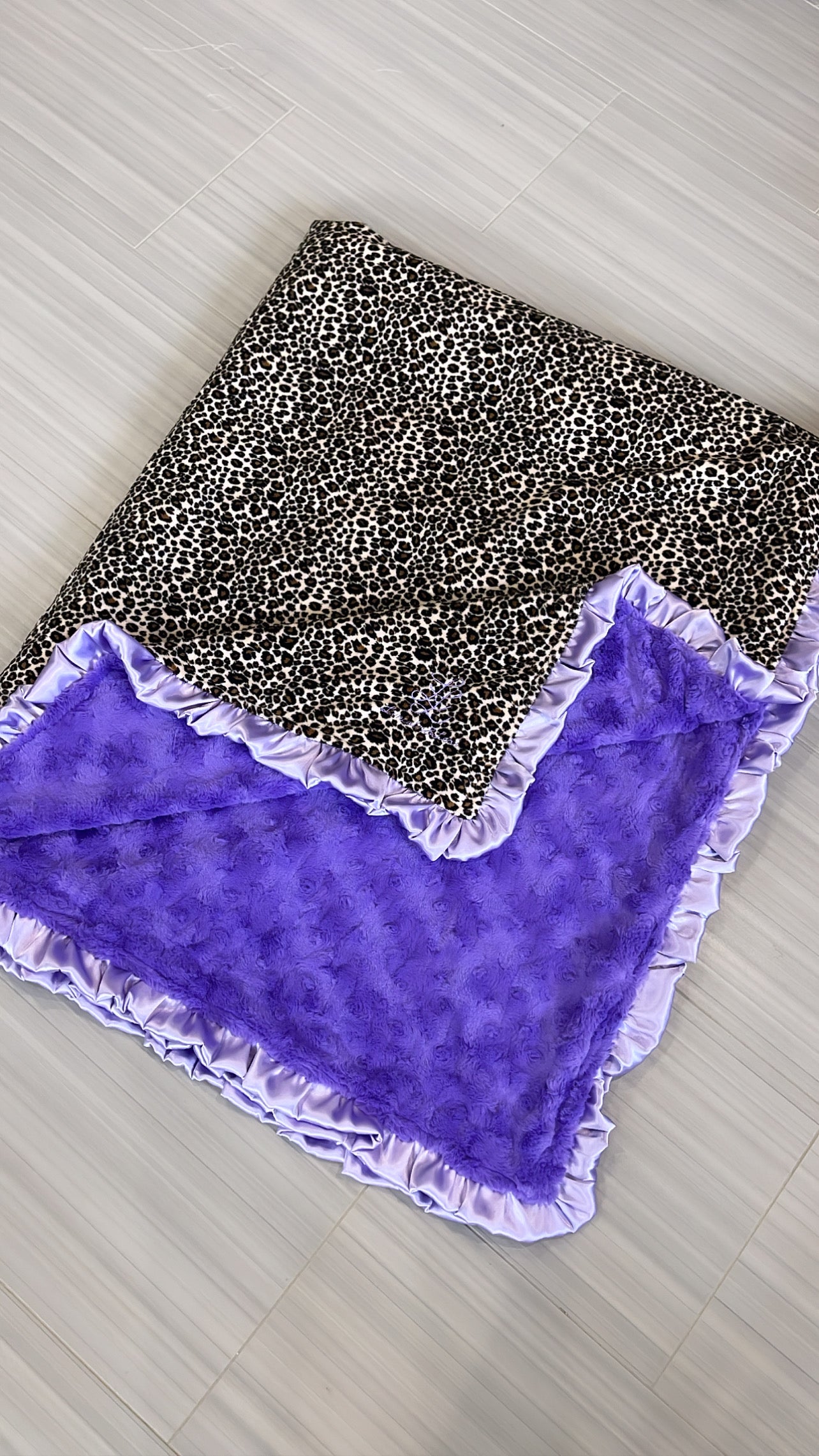 Cheetah Cuddle® Tan/Brown