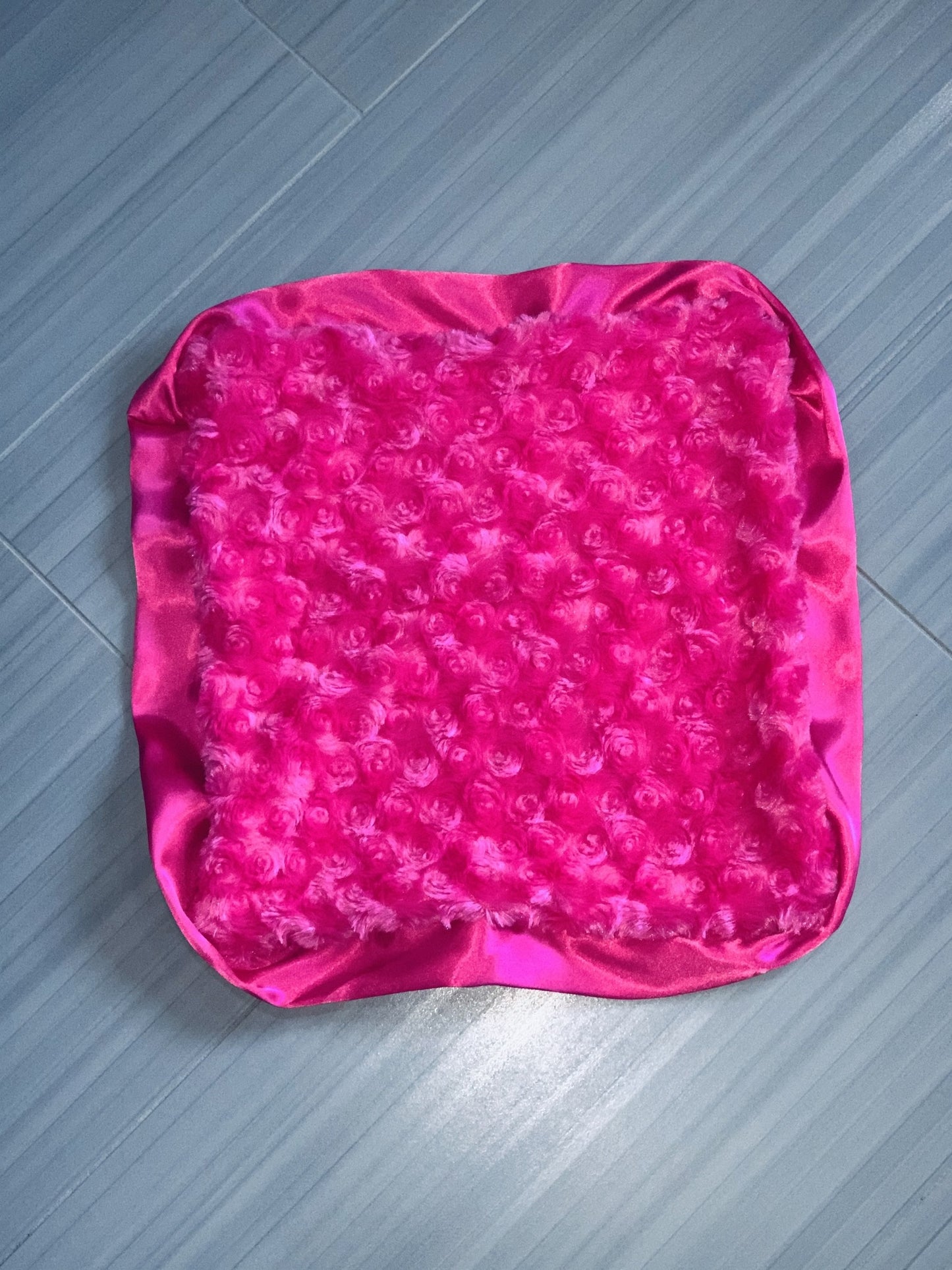 Luxe Cuddle® Rose Fuchsia